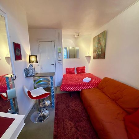 Studio Chic Paris Tour Eiffel Near Eiffel Tower 7Th Floor Экстерьер фото